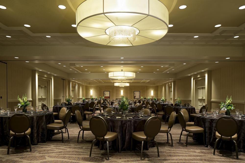 Sheraton Oklahoma City Downtown Hotel Dış mekan fotoğraf
