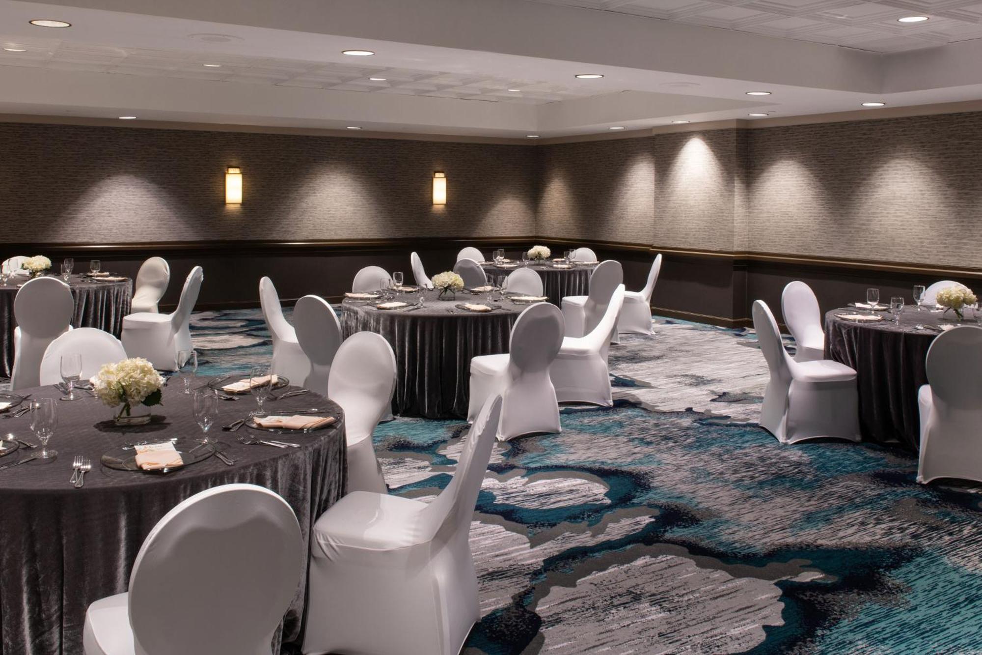 Sheraton Oklahoma City Downtown Hotel Dış mekan fotoğraf